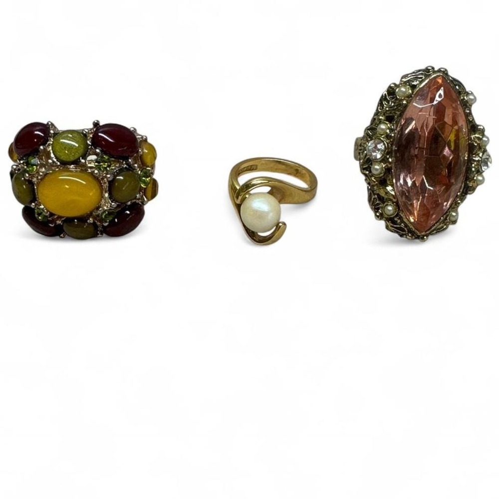 Set of Rings - Picture 2 of 2